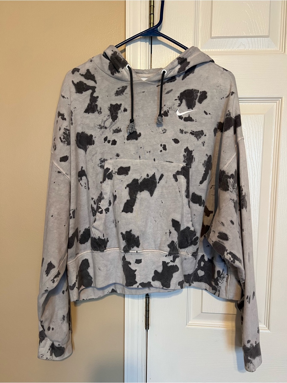 Nike Women’s Tie Dye Oversized Cropped Hoodie Sweatshirt Gray Size Small